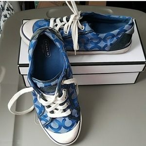 BLUE COACH SNEAKERS SIZE 8.5